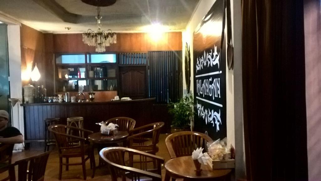 Le Paradis Hotel Palembang Exterior foto